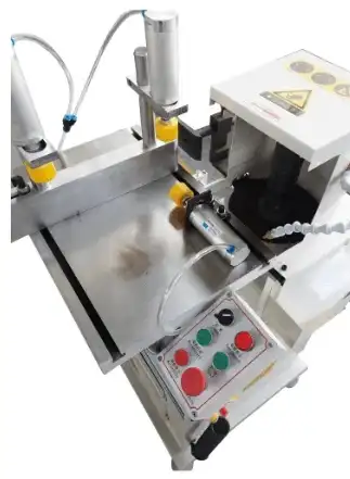 Window and door milling machine